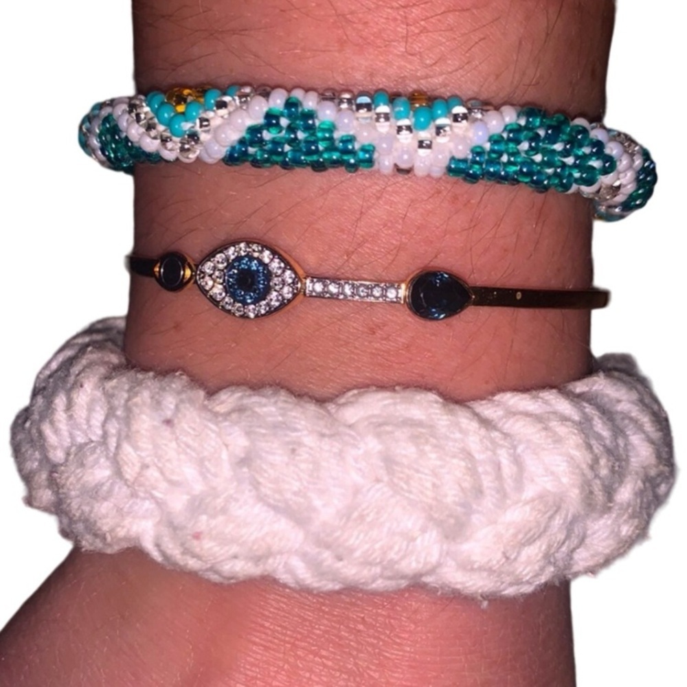 White Braided Coastal Beach Bracelet 🏝🌊